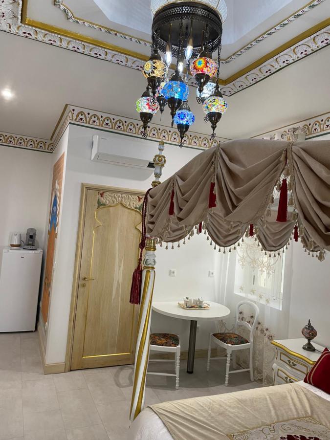 Chambre Orientale Chérazade Maison de L'Église Narbona Esterno foto