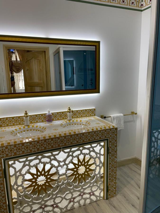 Chambre Orientale Chérazade Maison de L'Église Narbona Esterno foto